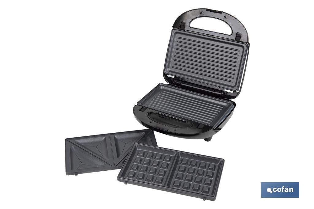SANDWICHERA MULTIUSOS,GRILL Y GOFRERA 3 EN 1 PLACAS INTERCAMBIABLES  750W 24 X 22,8 X10,9 CM