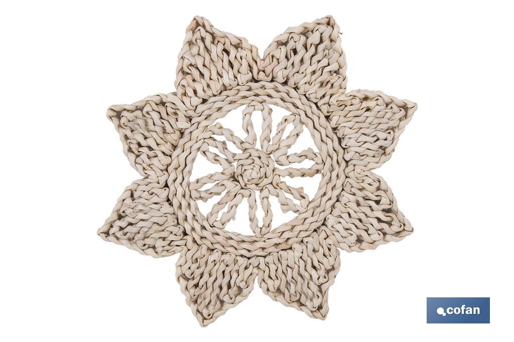 BAJOPLATO EN FORMA ESTRELLA  FIBRA NATURAL MEDIDA 30 CM