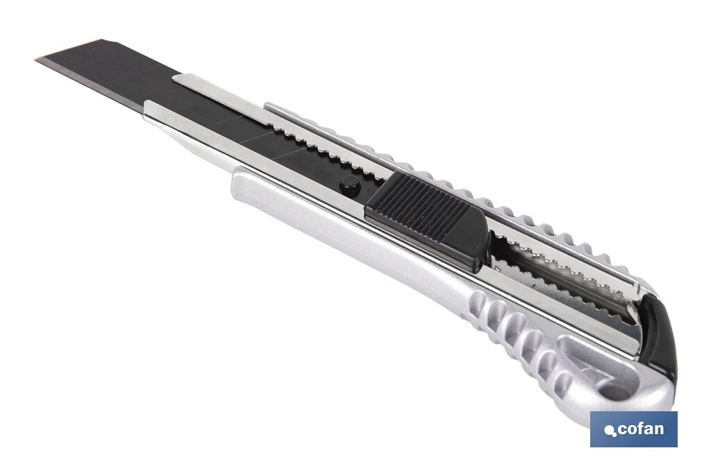 CÚTER DE ALUMINIO 18 MM (PACK: 1 UDS)