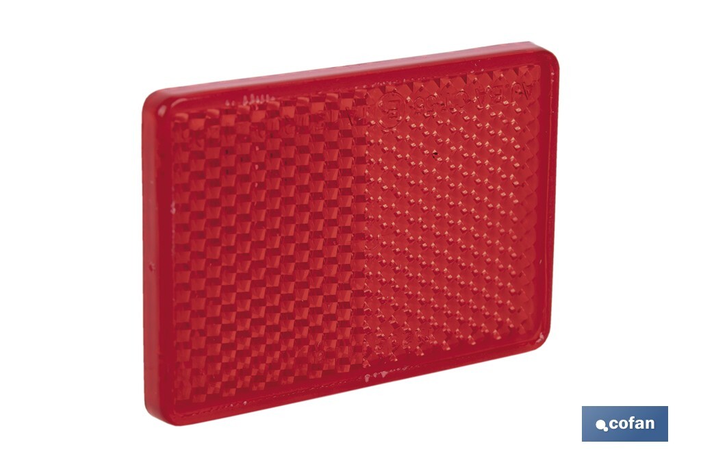 CATADIÓPTRICO RECTANGULAR ROJO 56 X 39 MM CON ADHESIVO