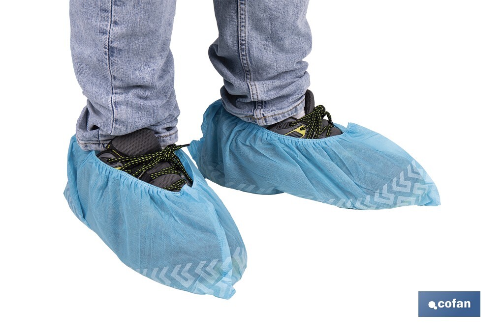 Cubrezapatos desechables antideslizantes | Material: polipropileno | Color: azul | Talla única | Disponible en packs de 100 uni