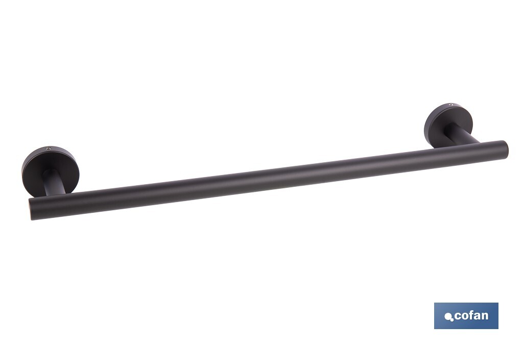 Toallero negro mate | Material: acero inoxidable | Diseño redondo | Kit de fijación incluido | Medidas: 45 x 8 x 5 cm