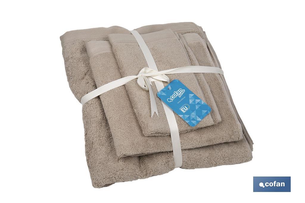 Juego de 3 toallas en color beige con 580 gr/m2 | Gama Abisinia | Set de toallas 100% algodón
